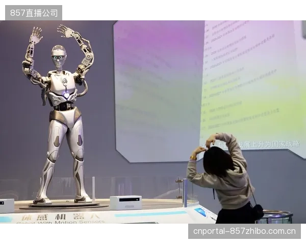 过度迷信技术神话，是当前体育赛事安保的最大误区，再先进的预警模型也需合格的人员去执行